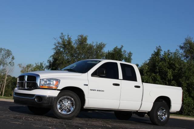 Dodge Ram 2500 2006 photo 2