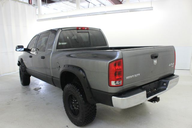 Dodge Ram 2500 2006 photo 2