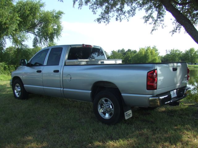 Dodge Ram 2500 2007 photo 2