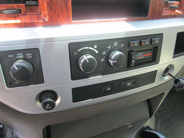 Dodge Ram 2500 2007 photo 9