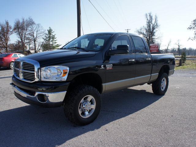 Dodge Ram 2500 SLT Pickup