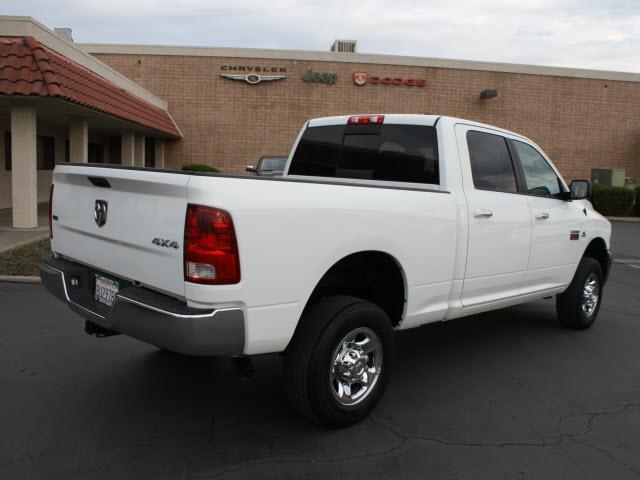 Dodge Ram 2500 2010 photo 2