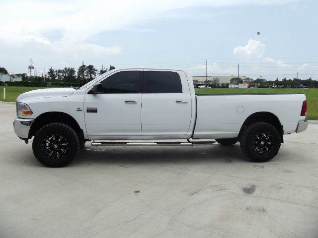 Dodge Ram 2500 2010 photo 3