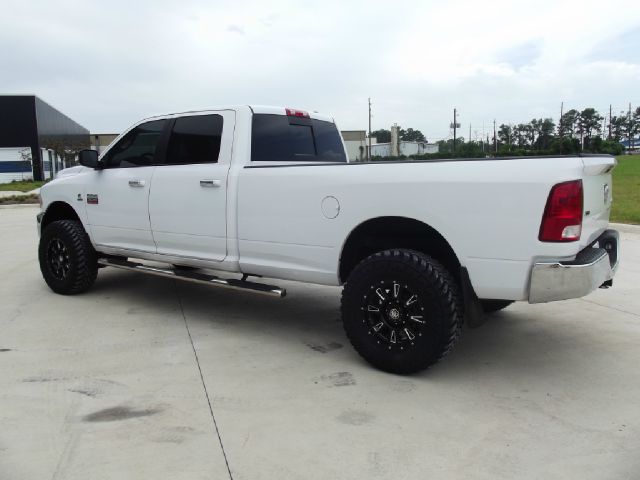 Dodge Ram 2500 2010 photo 4