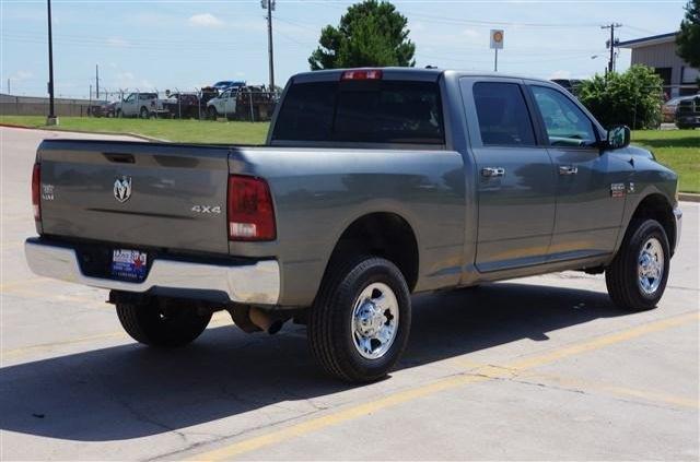 Dodge Ram 2500 2010 photo 2