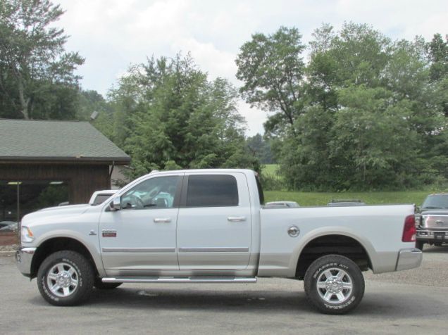 Dodge Ram 2500 2010 photo 1