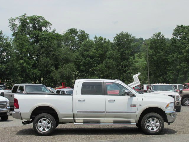 Dodge Ram 2500 2010 photo 2