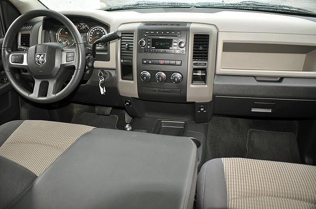 Dodge Ram 2500 2011 photo 9