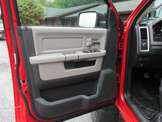 Dodge Ram 2500 2011 photo 12