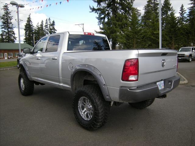 Dodge Ram 2500 2011 photo 2