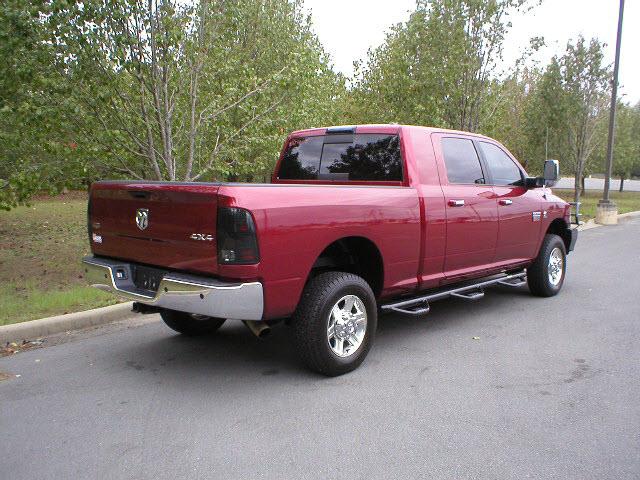 Dodge Ram 2500 2011 photo 2