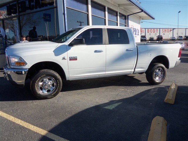 Dodge Ram 2500 2WD 4dr 1500 SLT SUV Unspecified