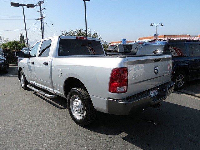 Dodge Ram 2500 2011 photo 2