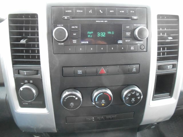 Dodge Ram 2500 2011 photo 12