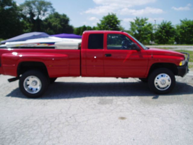 Dodge Ram 3500 1998 photo 2