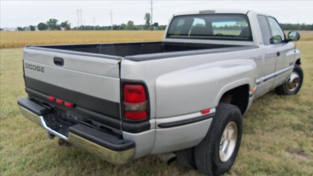 Dodge Ram 3500 1998 photo 1