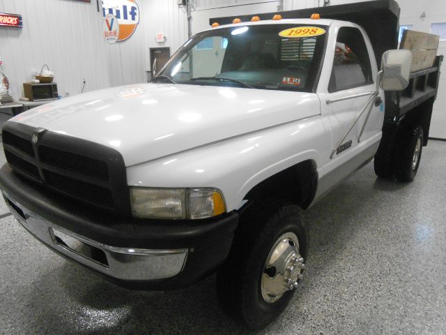 Dodge Ram 3500 1998 photo 18