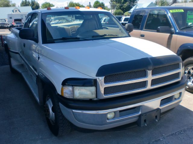 Dodge Ram 3500 1999 photo 2