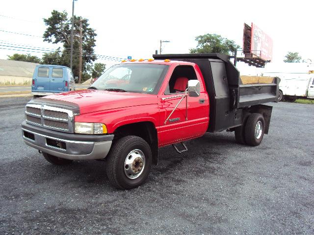 Dodge Ram 3500 Base Pickup