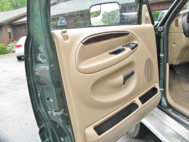 Dodge Ram 3500 2001 photo 5