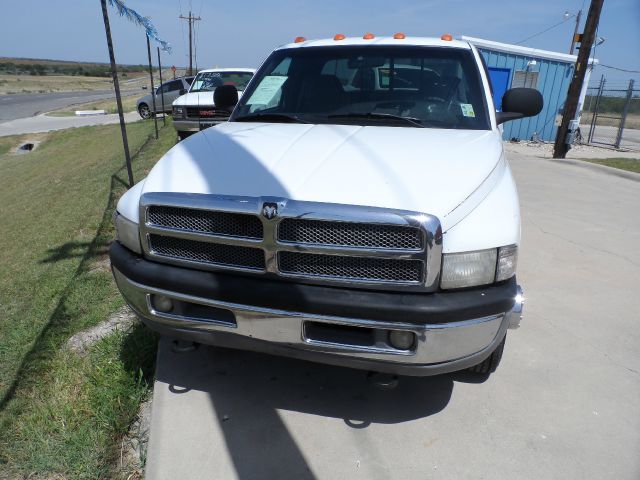 Dodge Ram 3500 2001 photo 1