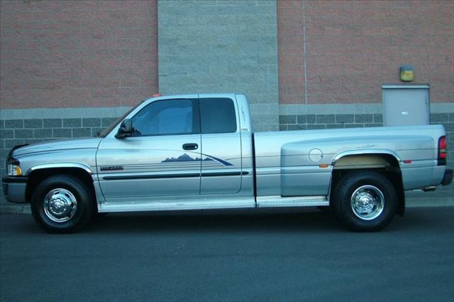 Dodge Ram 3500 2001 photo 1