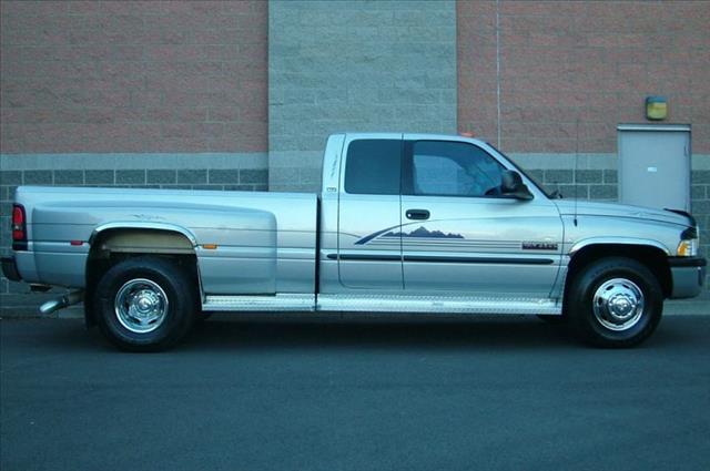 Dodge Ram 3500 2001 photo 4