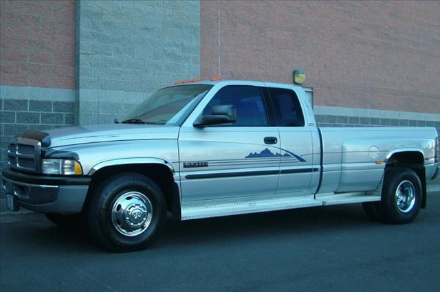 Dodge Ram 3500 2001 photo 9