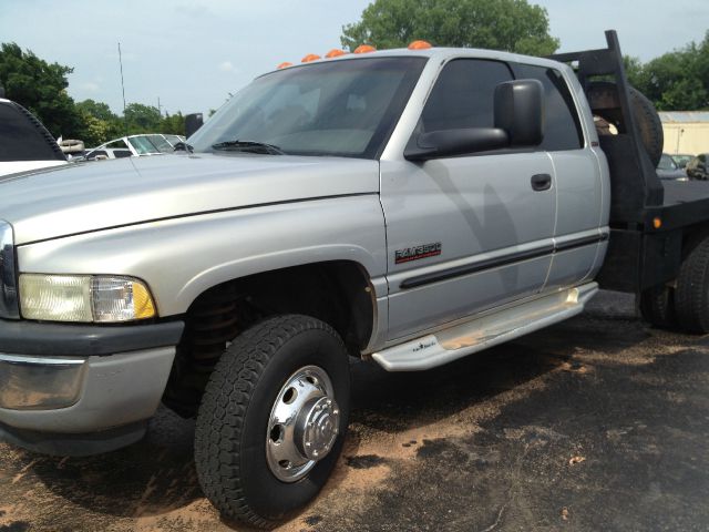 Dodge Ram 3500 2001 photo 1