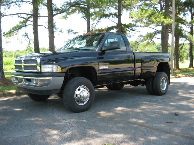 Dodge Ram 3500 2001 photo 4