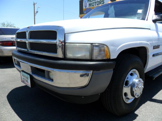 Dodge Ram 3500 2001 photo 4