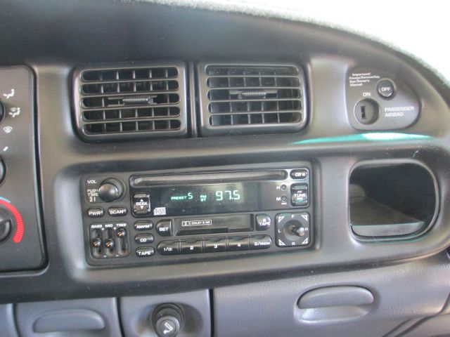 Dodge Ram 3500 2001 photo 13