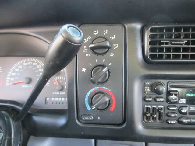 Dodge Ram 3500 2001 photo 14