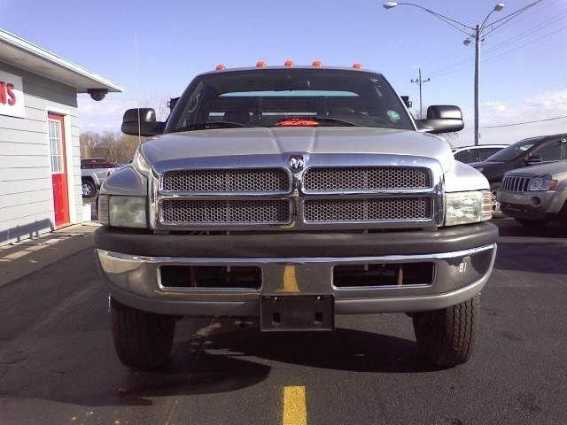 Dodge Ram 3500 2002 photo 1