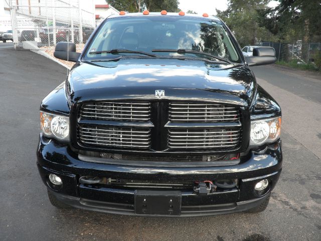 Dodge Ram 3500 2003 photo 2