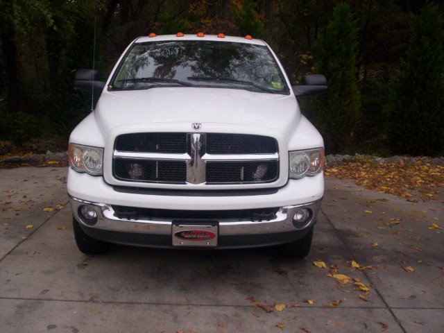 Dodge Ram 3500 2003 photo 2