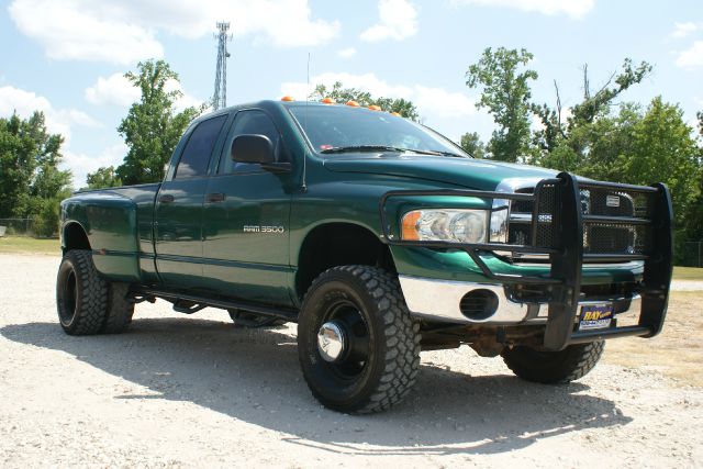 Dodge Ram 3500 2003 photo 3