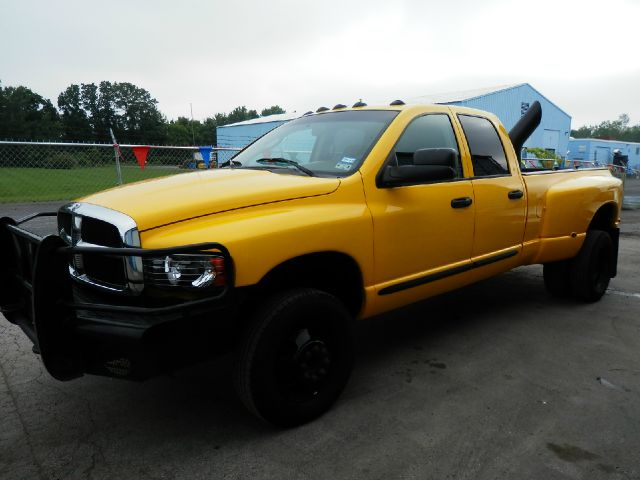 Dodge Ram 3500 2003 photo 3