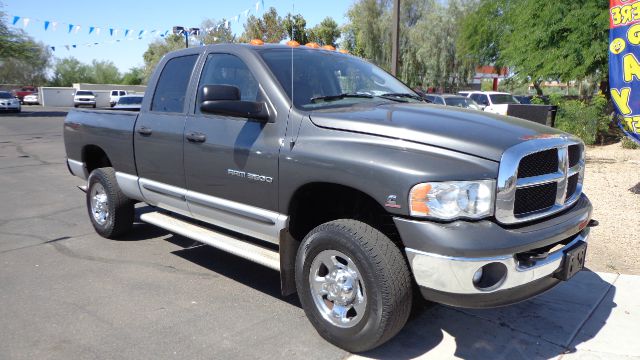 Dodge Ram 3500 2003 photo 2