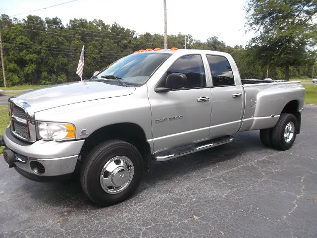 Dodge Ram 3500 2003 photo 3