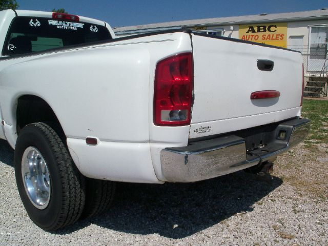 Dodge Ram 3500 2003 photo 1