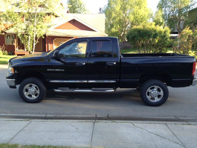 Dodge Ram 3500 2004 photo 4