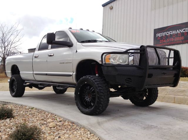 Dodge Ram 3500 2004 photo 1