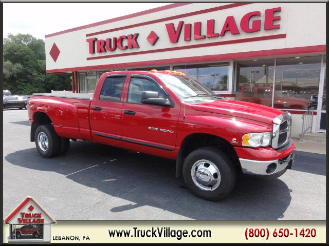 Dodge Ram 3500 2004 photo 2