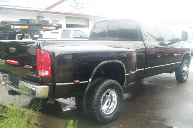 Dodge Ram 3500 2004 photo 4