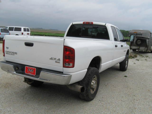 Dodge Ram 3500 2004 photo 11