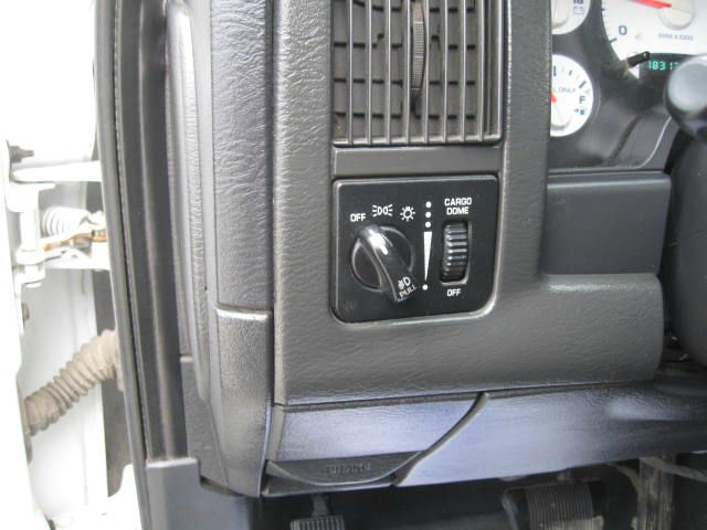 Dodge Ram 3500 2004 photo 18