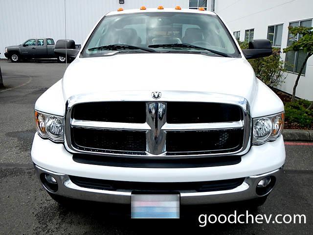 Dodge Ram 3500 2004 photo 2