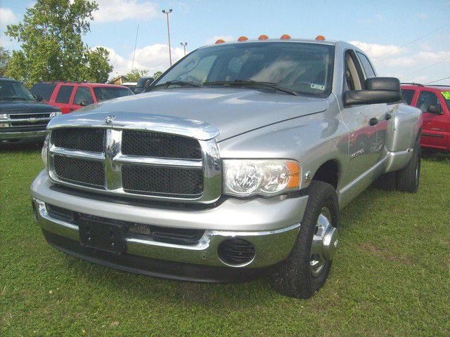 Dodge Ram 3500 2004 photo 15