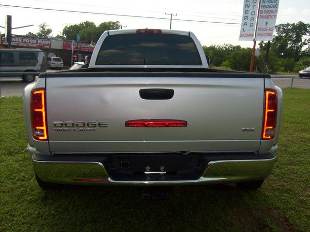 Dodge Ram 3500 2004 photo 35